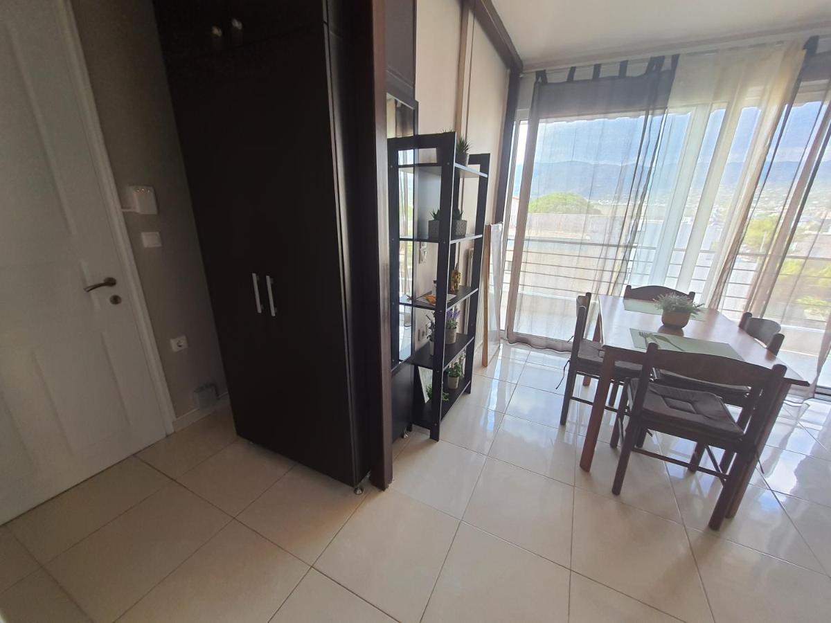 Seaside Beach Apartment Kalamata Dış mekan fotoğraf